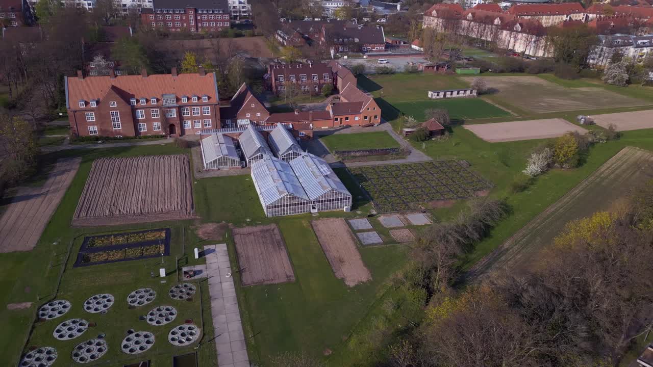 농업용  ⁇ 은 벽돌 건물