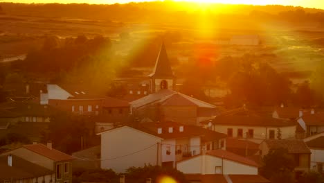 Cinematic-aerial-establishing-shot-of-the-city-of-Zamora-in-Spain