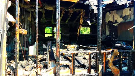 secuelas de un incendio en una casa móvil
