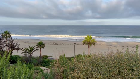 Un-Hermoso-Amanecer-En-Dana-Point,-California