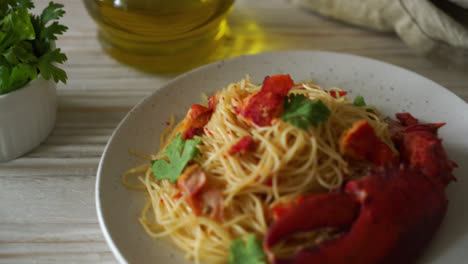 Pasta-Con-Langosta-O-Espaguetis-Con-Langosta