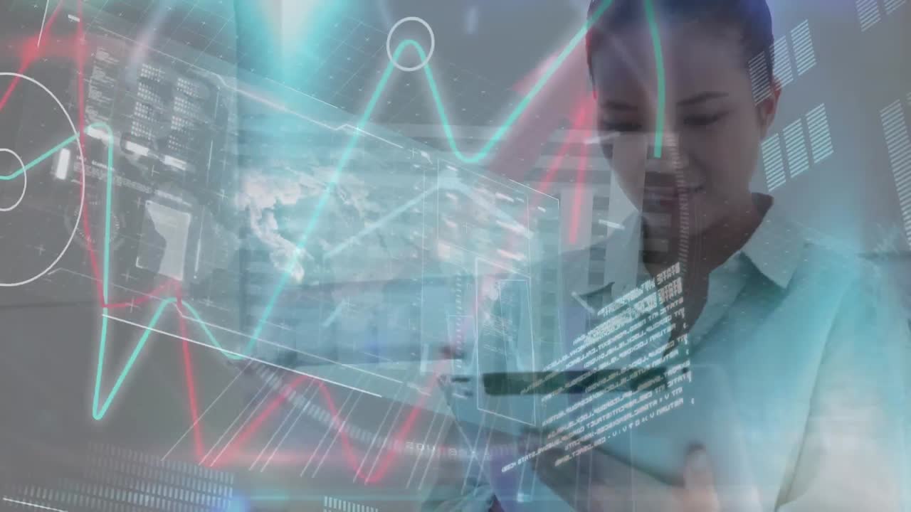 Animation von Datenverarbeitung über asiatischer Geschäftsfrau, die im Büro arbeitet