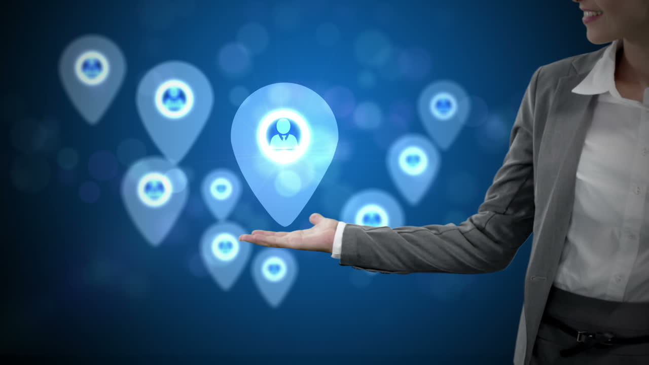 mujer de negocios con iconos generados digitalmente