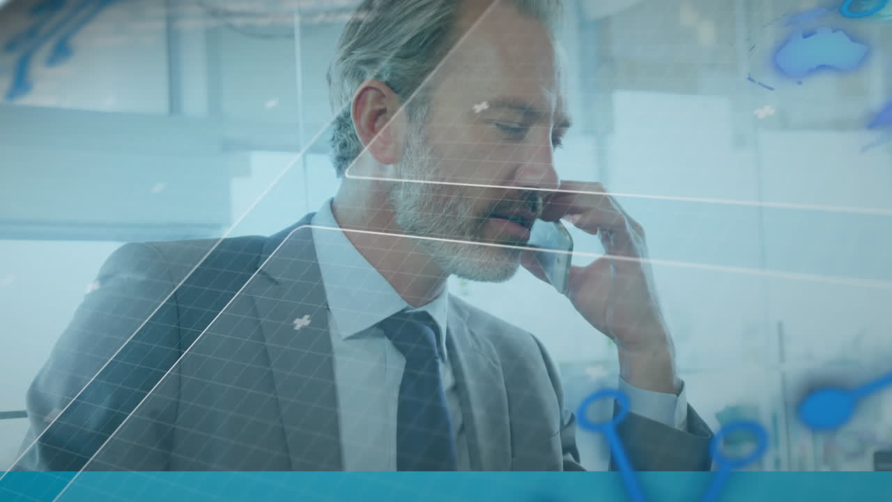 공항에서 스마트폰으로 대화하는 백인 남성에 대한 데이터 처리 인터페이스의 애니메이션