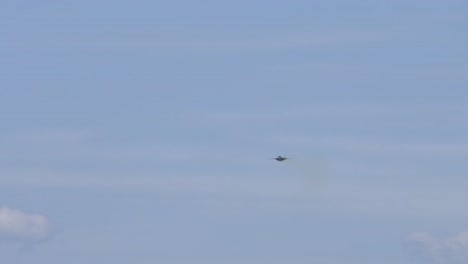 Solo-Display-of-the-Mighty-F-35-Lightning-II-at-Abbotsford-Airshow