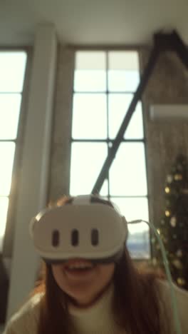 niño jugando con auriculares vr