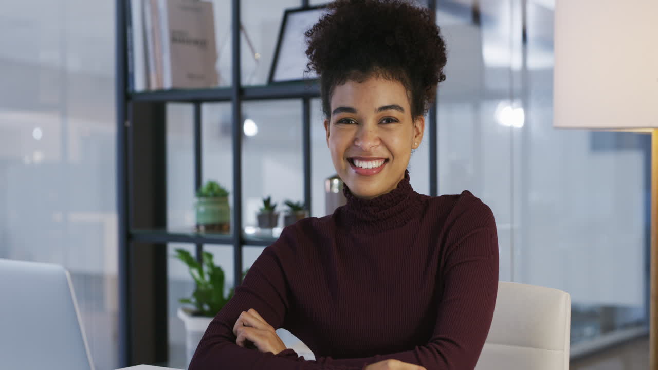 mi carrera me mantiene ocupado y feliz