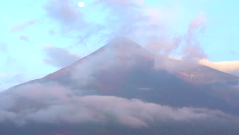 panning shot of volcanoes in antigua guatemala