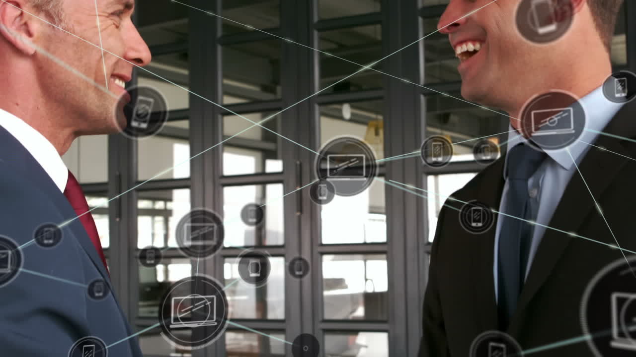 사무실에서 비즈니스 사람들에 대한 아이콘과 연결 네트워크의 애니메이션