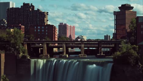 4K-UltraHD-Timelapse-of-the-High-Falls-at-Rochester,-New-York