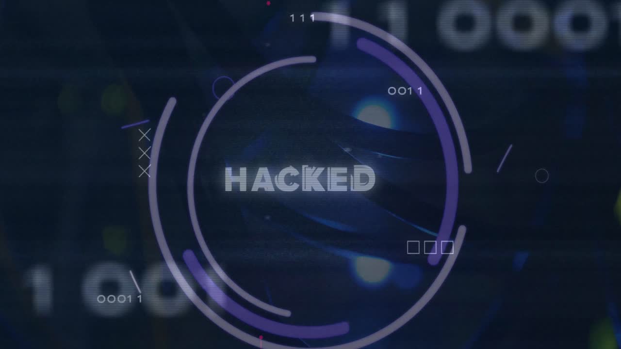 animación de texto hackeado y procesamiento de datos sobre la placa base de la computadora