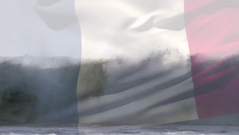 Animation-Der-Flagge-Frankreichs,-Die-über-Tosenden-Wellen-Im-Meer-Weht