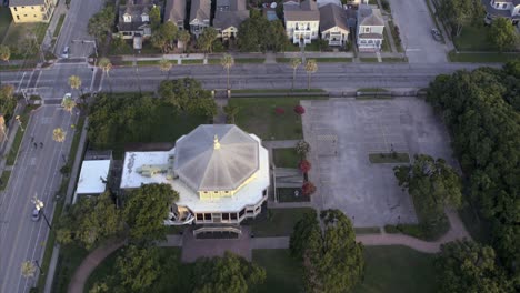 Vista-De-Drones-De-Casas-En-Galveston,-Texas