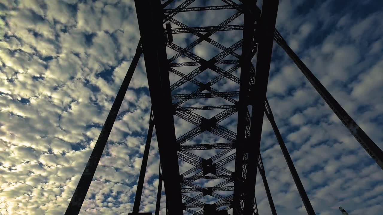 Harbour Bridge view of the construction
