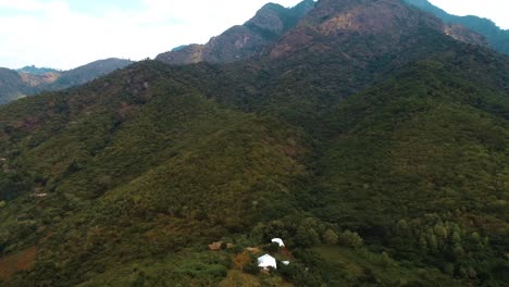 Vista-Aérea-De-La-Ciudad-De-Morogoro-En-Tanzania