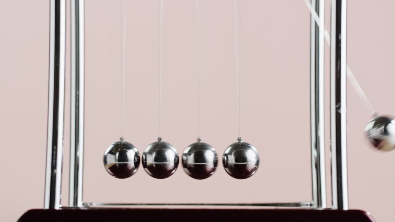 뉴턴의 요람 (newton's cradle)