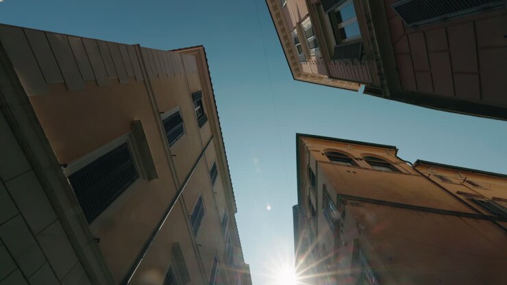 Edifici e cielo