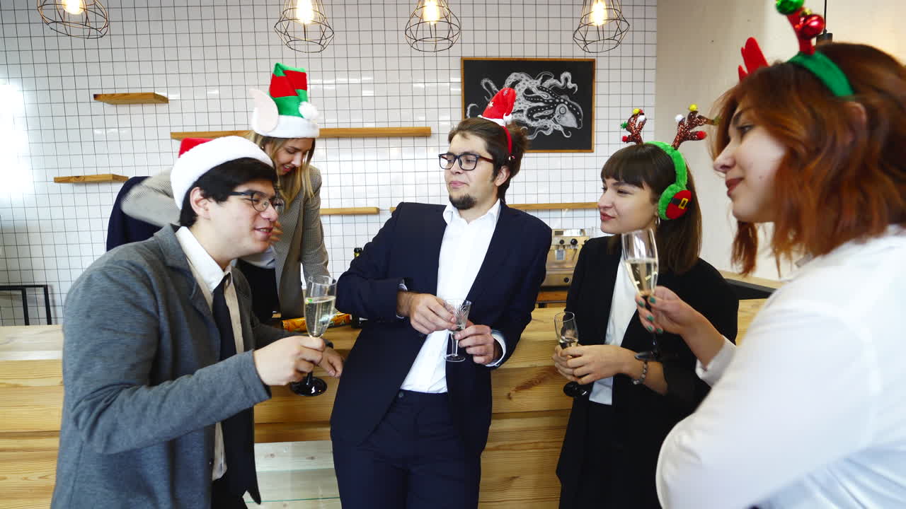 크리스마스 사무실 파티