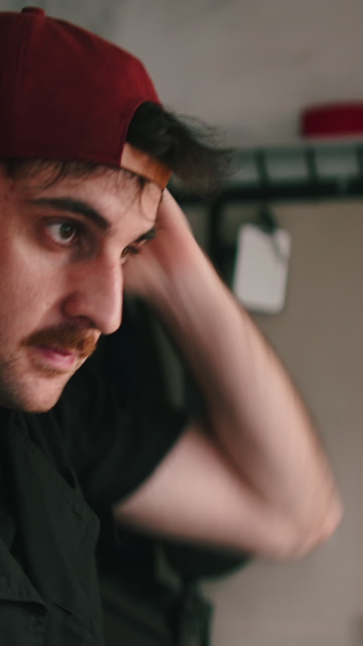 Close-up wajah seorang pria