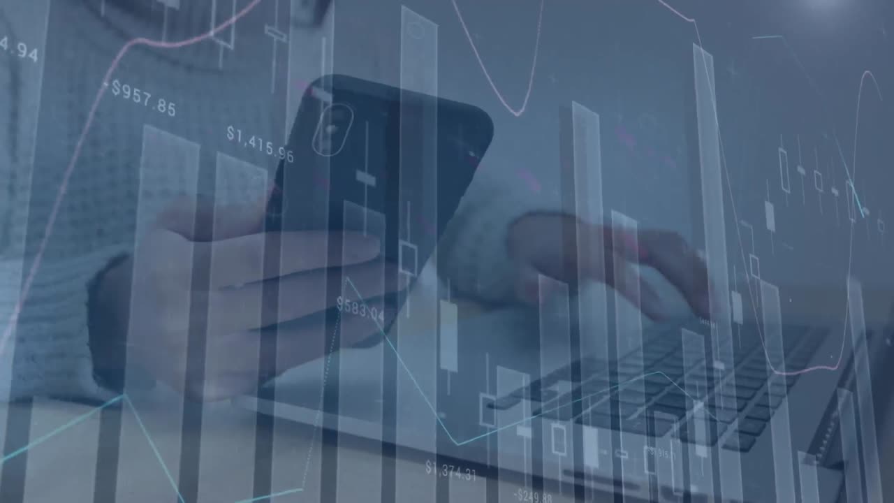 animazione dell'elaborazione delle statistiche su un uomo d'affari che utilizza laptop e smartphone