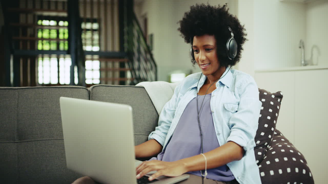 Streaming music and enjoying every tune