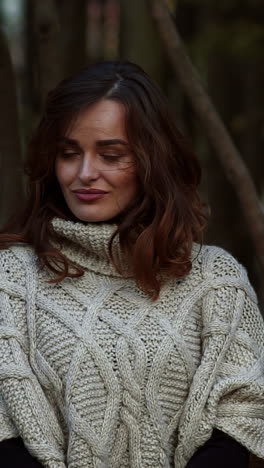 woman in autumn park. outdoors portrait of beautiful young woman in autumn park