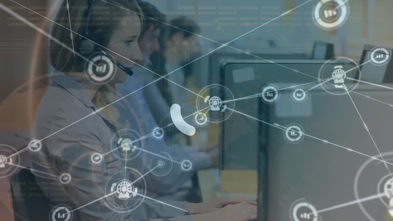 animación de círculos, iconos conectados, agente de centro de llamadas caucásico asistiendo al cliente a través de auriculares