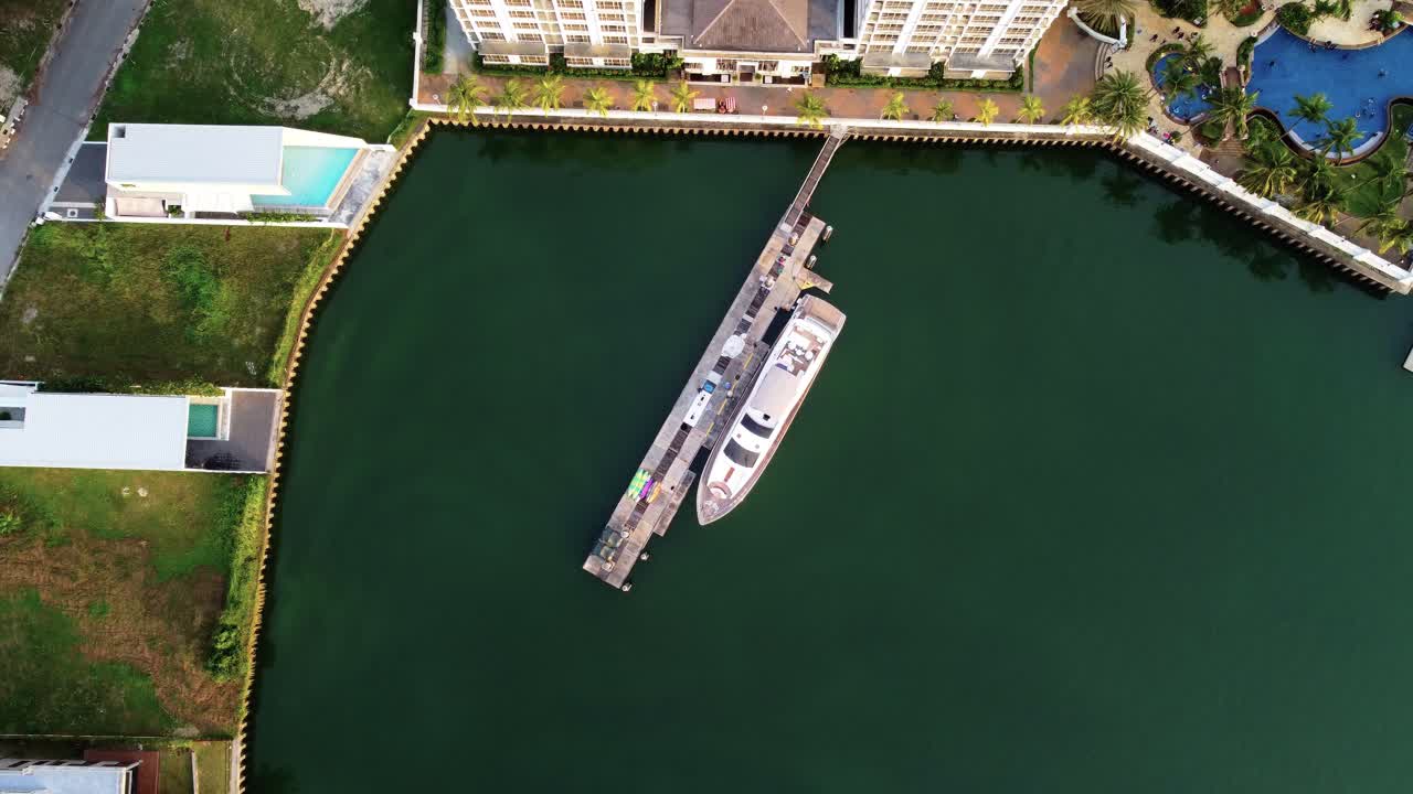 Top down drone shot of yacht