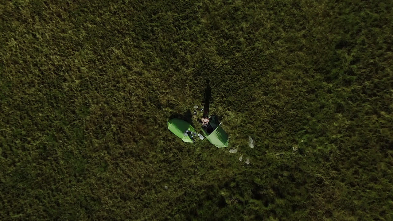 camping en la montaña helvellyn en el distrito de los lagos