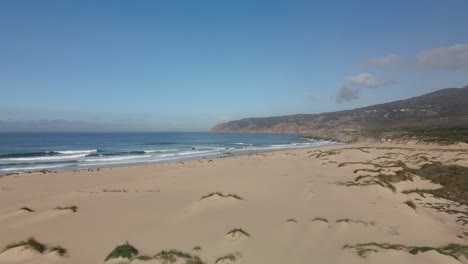 Imágenes-Aéreas-De-La-Playa-De-Guincho-En-Sintra,-Portugal,-4k