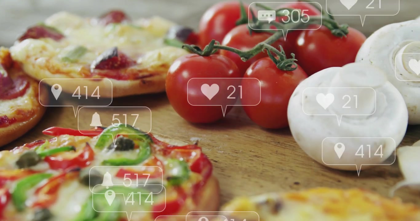 Al publicar una entrada, pizzas, tomates y champiñones recibiendo 'me gusta' con burbujas apareciendo, mostrando estadísticas de alimentos