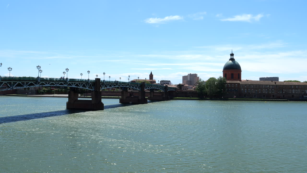 Pont Saint-Pierre Bridge Spanning The Garonne River In Toulouse, France. Wide Shot