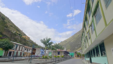 estación de tren de huigra en la costa ecuatoriana