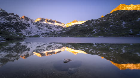 Amanecer-De-Invierno-En-Las-Montañas-De-Gredos