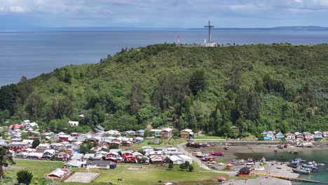 Aerial-View-of-Tenglo-Island,-Puerto-Montt,-Los-Lagos,-Chile,-Drone-Shot-60fps