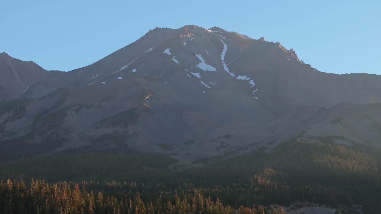 Mt. Shasta sunset view, nature beauty, serene mountainscape in California
