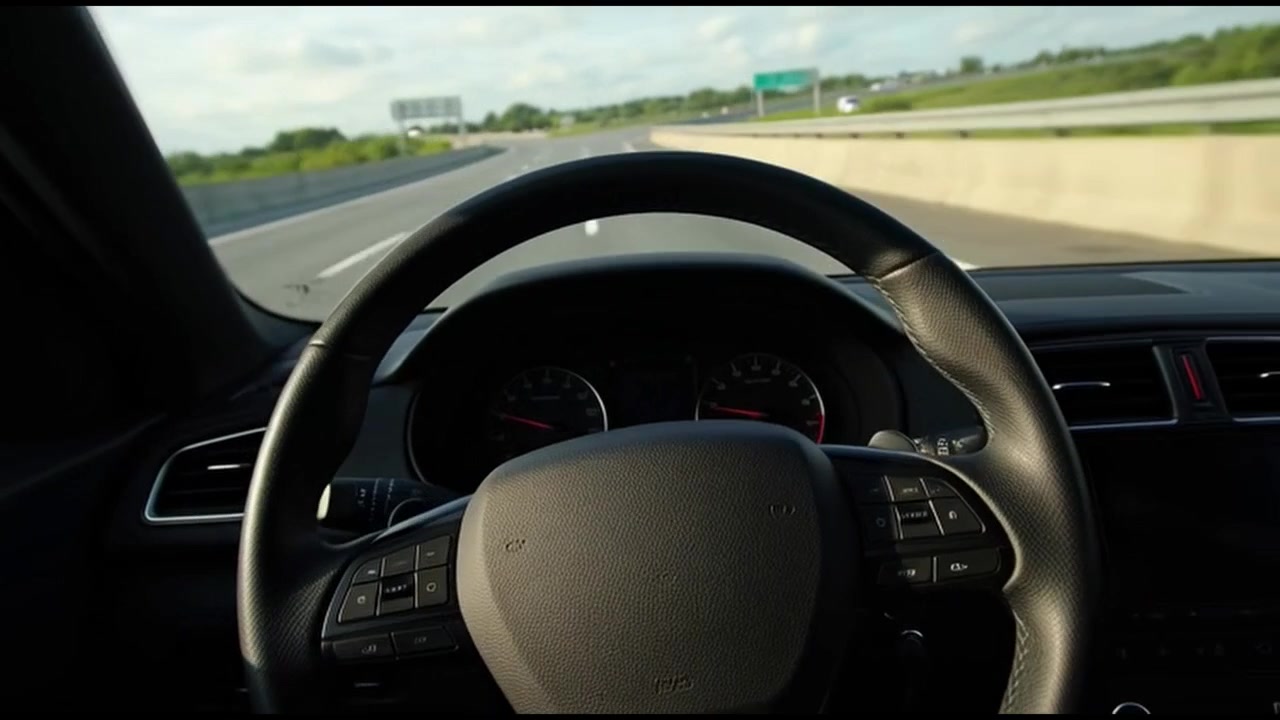 Vista dall'interno di un'auto in corsa su un'autostrada