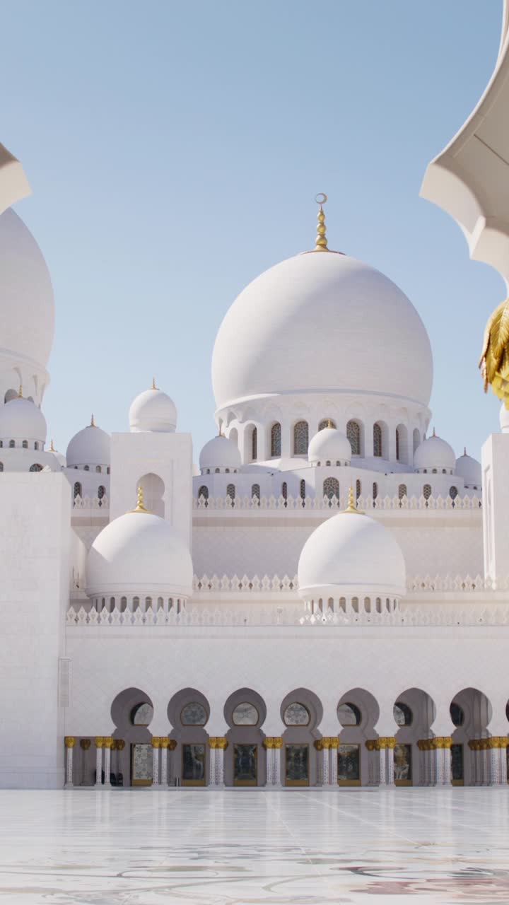 Esterno della Grande Moschea Sheikh Zayed