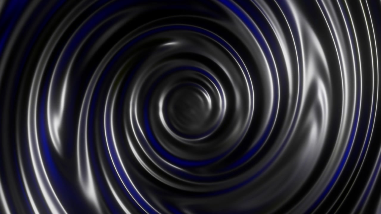 Vortice di liquido nero lucido con riflessi argentati e accenni di blu