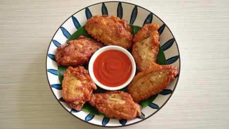 Crispy-Fried-Chicken-Wings-with-Fish-Sauce