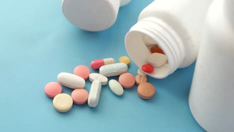 Selective-focus-close-up-of-many-ful-pills-and-capsules