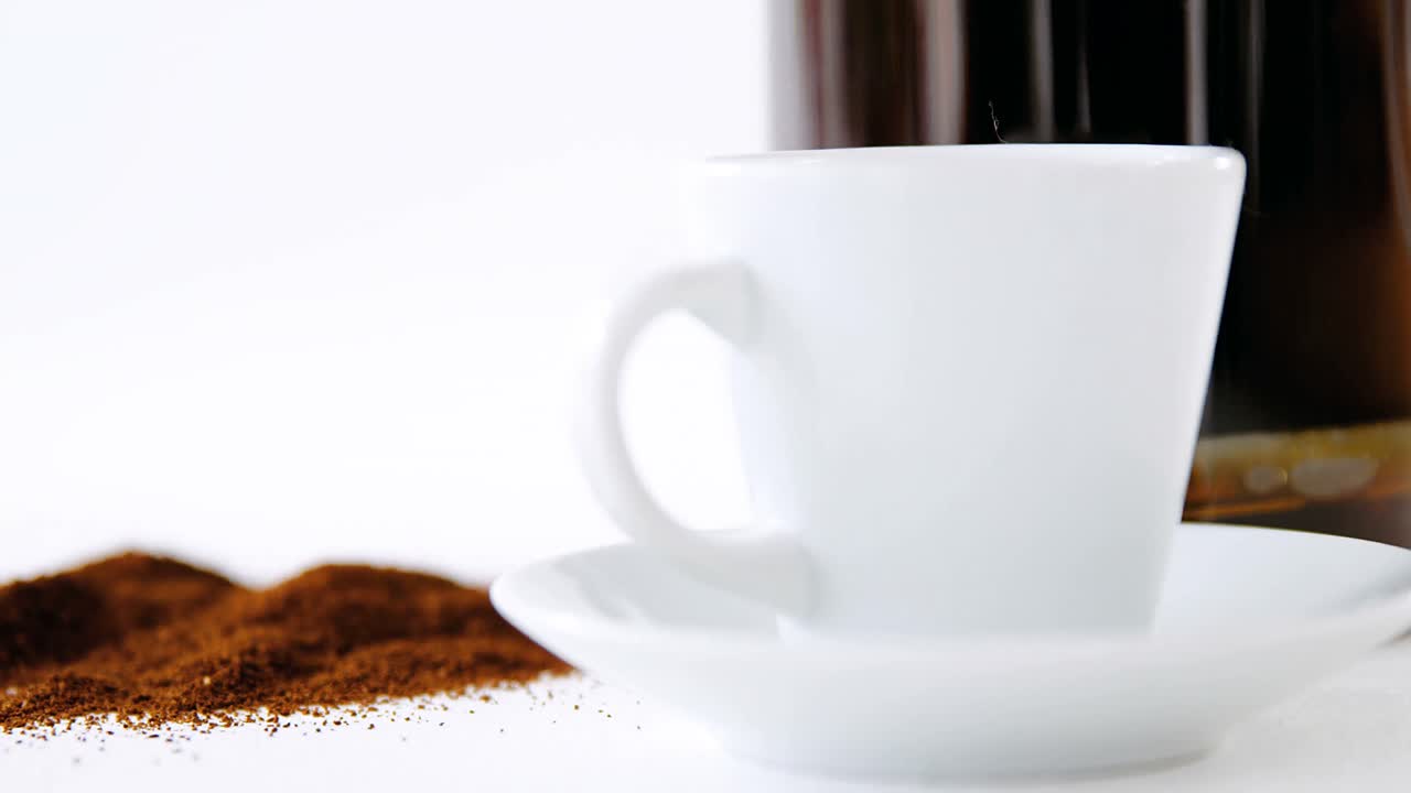 café negro con café en polvo