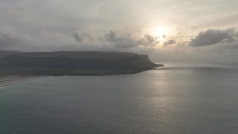 Panorama-Der-Halbinsel-Westfjorde-Bei-Sonnenuntergang-In-Island