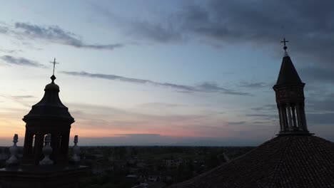 la puesta de sol en italia y crema son los mejores con la tristeza