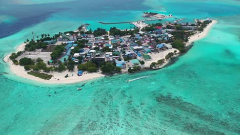 gulhi island, maldives