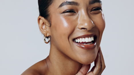 beautiful woman smiling