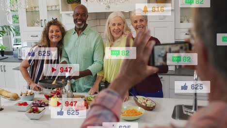 animación del procesamiento de datos de las redes sociales sobre diversas personas en la cocina