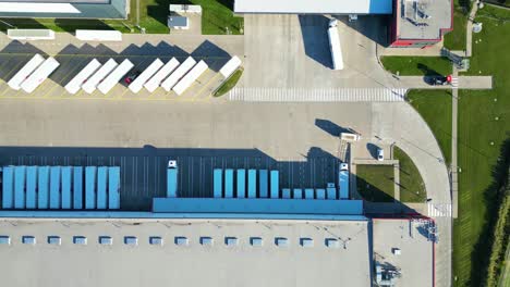 vista aerea del almacen de mercancias