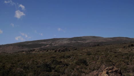 pan de izquierda a cumbre del kilimanjaro