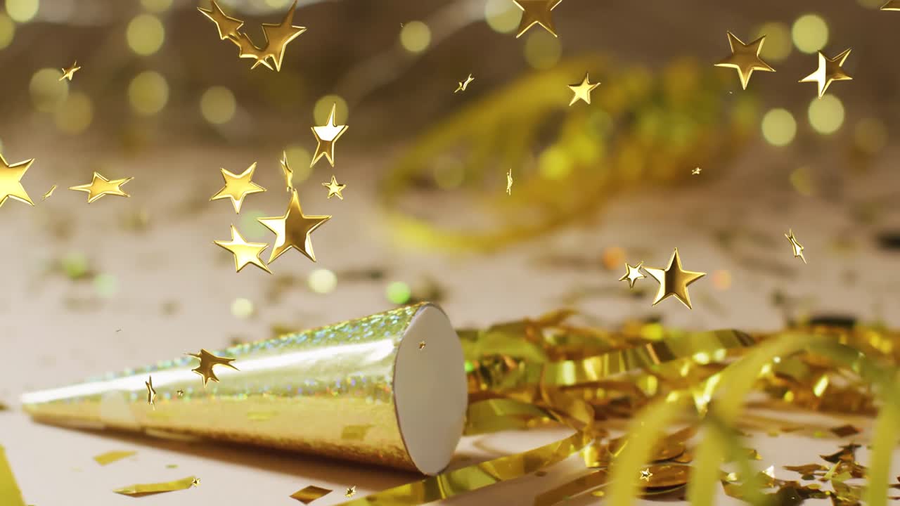 animación de estrellas, sombrero de fiesta y banderas de fiesta.